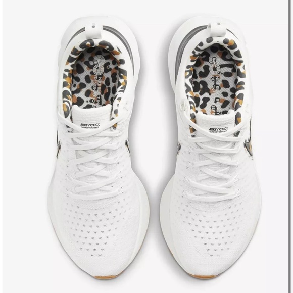 Nike React Infinity Run Flyknit 2 Leopard 5.5 euc - Picture 3 of 7